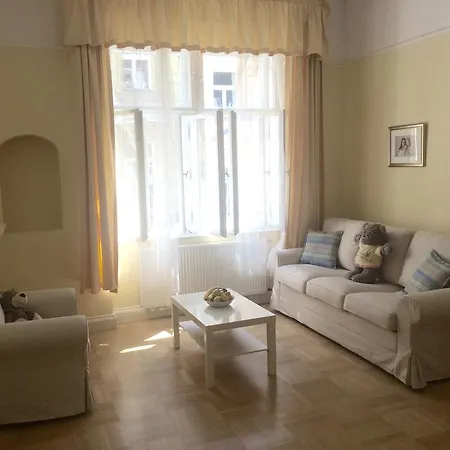 Historic Centre-spacious شقة براغ
